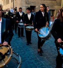 PROCESION EXTRAORDINARIA DE 25 ANIVERSARIO  FUNDACIONAL DE LA HERMANDAD  Y LA COFRADÍA DE NAZARENOS   (ZARAGOZA)