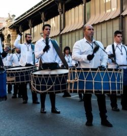 PROCESION EXTRAORDINARIA DE 25 ANIVERSARIO  FUNDACIONAL DE LA HERMANDAD  Y LA COFRADÍA DE NAZARENOS   (ZARAGOZA)