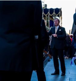 PROCESION EXTRAORDINARIA DE 25 ANIVERSARIO  FUNDACIONAL DE LA HERMANDAD  Y LA COFRADÍA DE NAZARENOS   (ZARAGOZA)