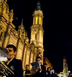 PROCESION EXTRAORDINARIA DE 25 ANIVERSARIO  FUNDACIONAL DE LA HERMANDAD  Y LA COFRADÍA DE NAZARENOS   (ZARAGOZA)