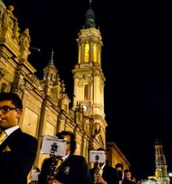PROCESION EXTRAORDINARIA DE 25 ANIVERSARIO  FUNDACIONAL DE LA HERMANDAD  Y LA COFRADÍA DE NAZARENOS   (ZARAGOZA)