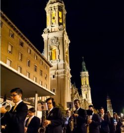 PROCESION EXTRAORDINARIA DE 25 ANIVERSARIO  FUNDACIONAL DE LA HERMANDAD  Y LA COFRADÍA DE NAZARENOS   (ZARAGOZA)