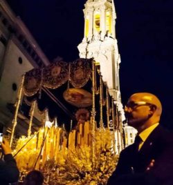 PROCESION EXTRAORDINARIA DE 25 ANIVERSARIO  FUNDACIONAL DE LA HERMANDAD  Y LA COFRADÍA DE NAZARENOS   (ZARAGOZA)