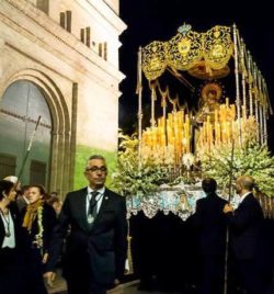 PROCESION EXTRAORDINARIA DE 25 ANIVERSARIO  FUNDACIONAL DE LA HERMANDAD  Y LA COFRADÍA DE NAZARENOS   (ZARAGOZA)
