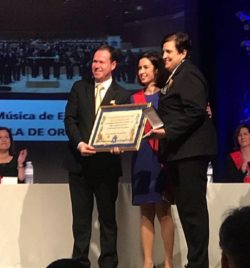 ENTREGA DE LA MEDALLA DE ORO DE LA VILLA DE EJEA