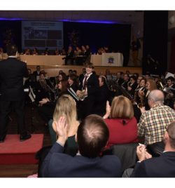 ENTREGA DE LA MEDALLA DE ORO DE LA VILLA DE EJEA