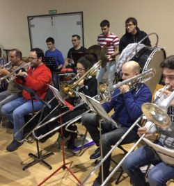 ENSAYO CON EL MAESTRO COMPOSITOR Y DIRECTOR MIGUE ANGEL FONT