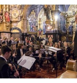ENSAYO CON EL MAESTRO COMPOSITOR Y DIRECTOR ABEL MORENO