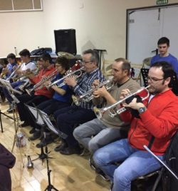 ENSAYO CON EL MAESTRO COMPOSITOR Y DIRECTOR MIGUE ANGEL FONT