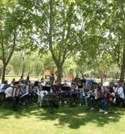 MINICONCIERTO EN EL PARQUE CENTRAL