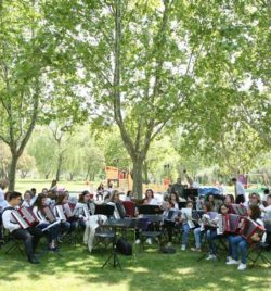 MINICONCIERTO EN EL PARQUE CENTRAL